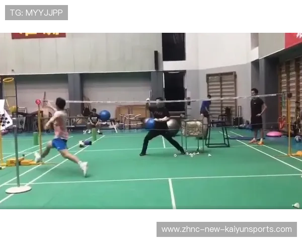 世界乒乓球设置“旋转可视化灯光”供训练使用
